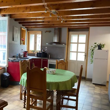 Сasa de vacaciones La Grange De Marie *